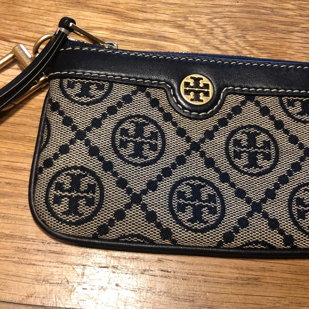 Tory Burch jacquard zippered coin purse /card case with key chain